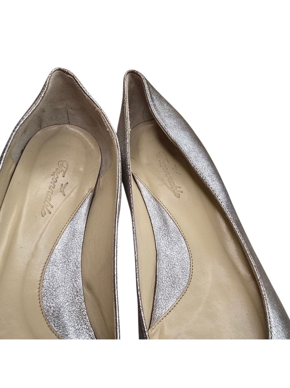 Faconnable Silver Almond Toe Flats 7.5 - Picture 3 of 9
